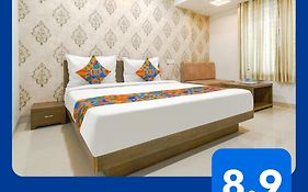 Ten Eleven Grand Hotel Indore 3*